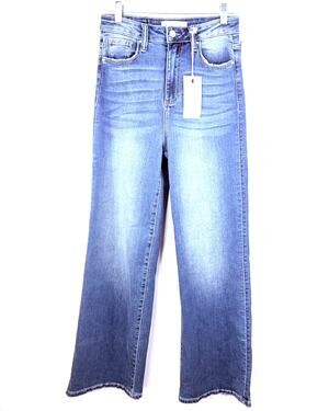 Risen Women's High Rise Wide Flare Jeans New with tags Size 3 / 26